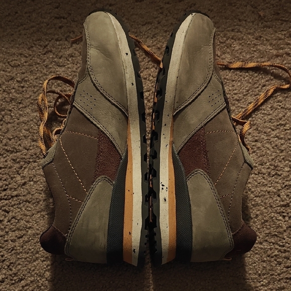 L.L. Bean Brown Sneakers Earthy Low-Cut Design - Picture 3 of 6